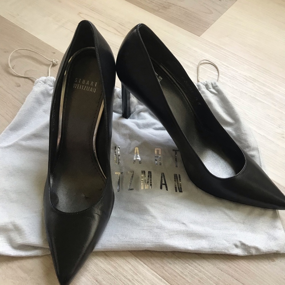 Stuart Weitzman Nouveau Pointed Toe Pumps - Picture 1 of 8